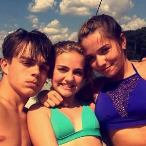 Meet your Posher, Mackenzie